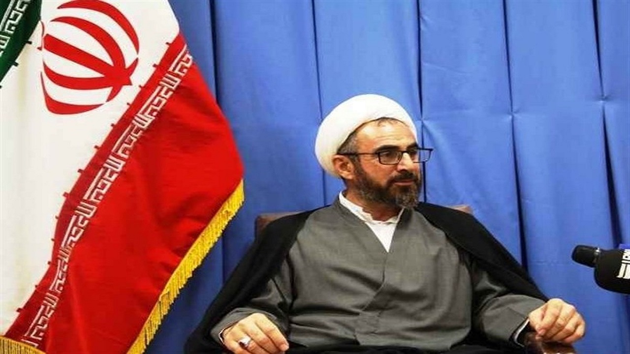 مسئولان برای رونق بخشی به مساجد تلاش کنند