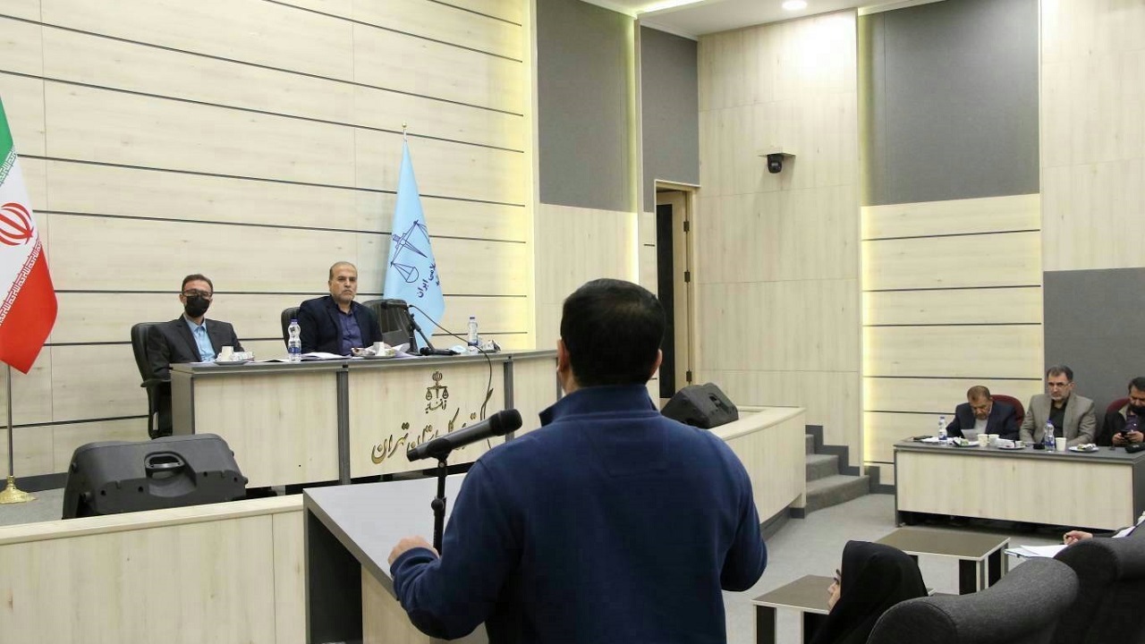 مدیر مسئول پایگاه خبری پشت پرده مجرم شناخته نشد