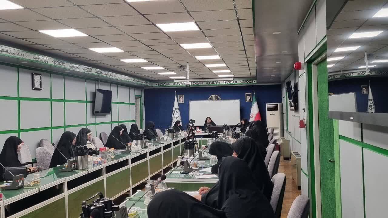 فهم مأموریت و رسالت بانوان در امر تبلیغ بسیار مهم است