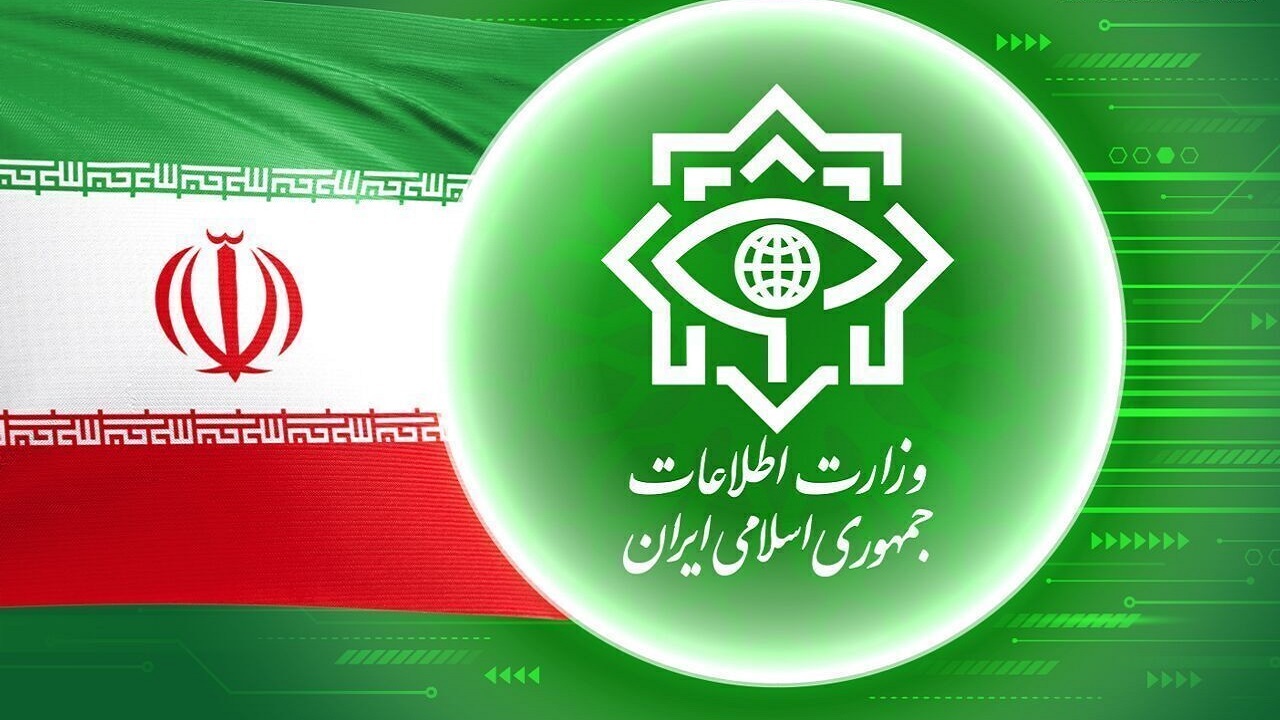 شبکه‌ها و تجهیزات خرابکاری در چهارشنبه سوری کشف شد/مردم هوشیار باشند