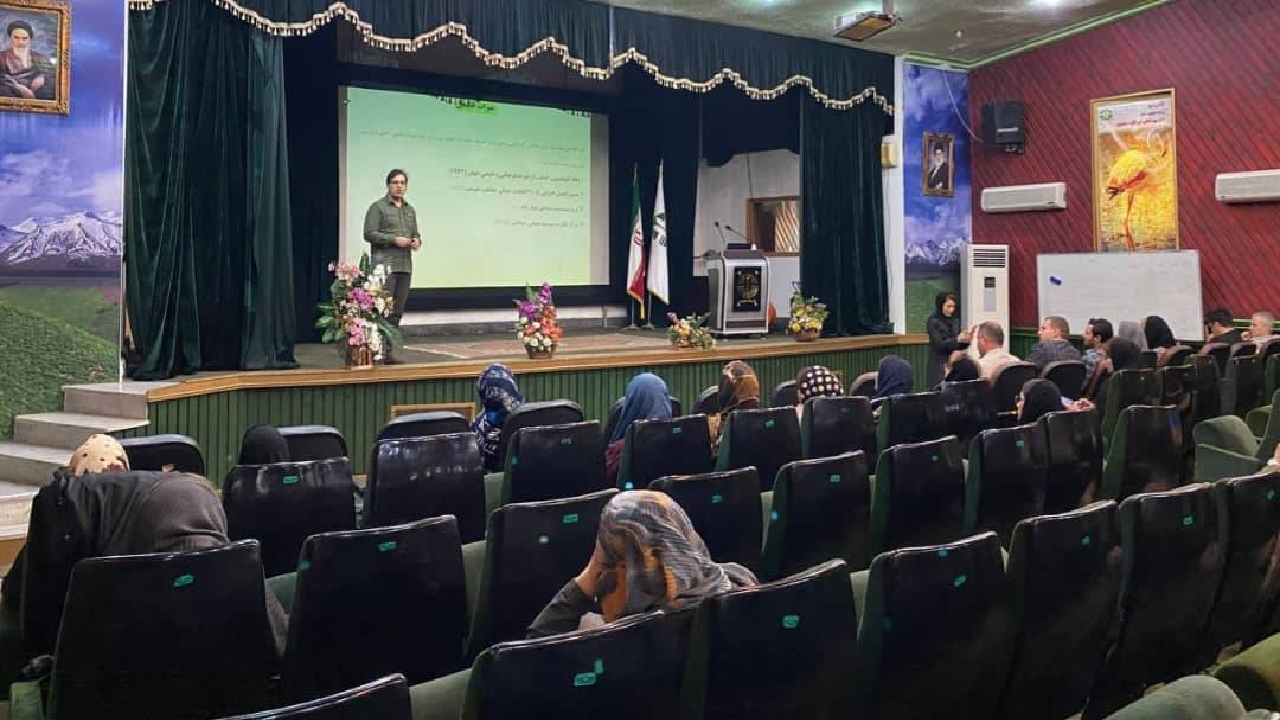 دوره آموزشی توانمندسازی راهنمایان گردشگری در رشت
