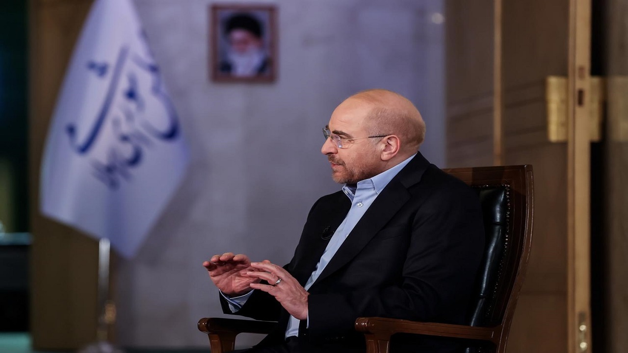 مجلس سقف بودجه را ۲.۶ درصد کاهش داد/ دستور رهبر انقلاب برای اصلاح قانون سربازی
