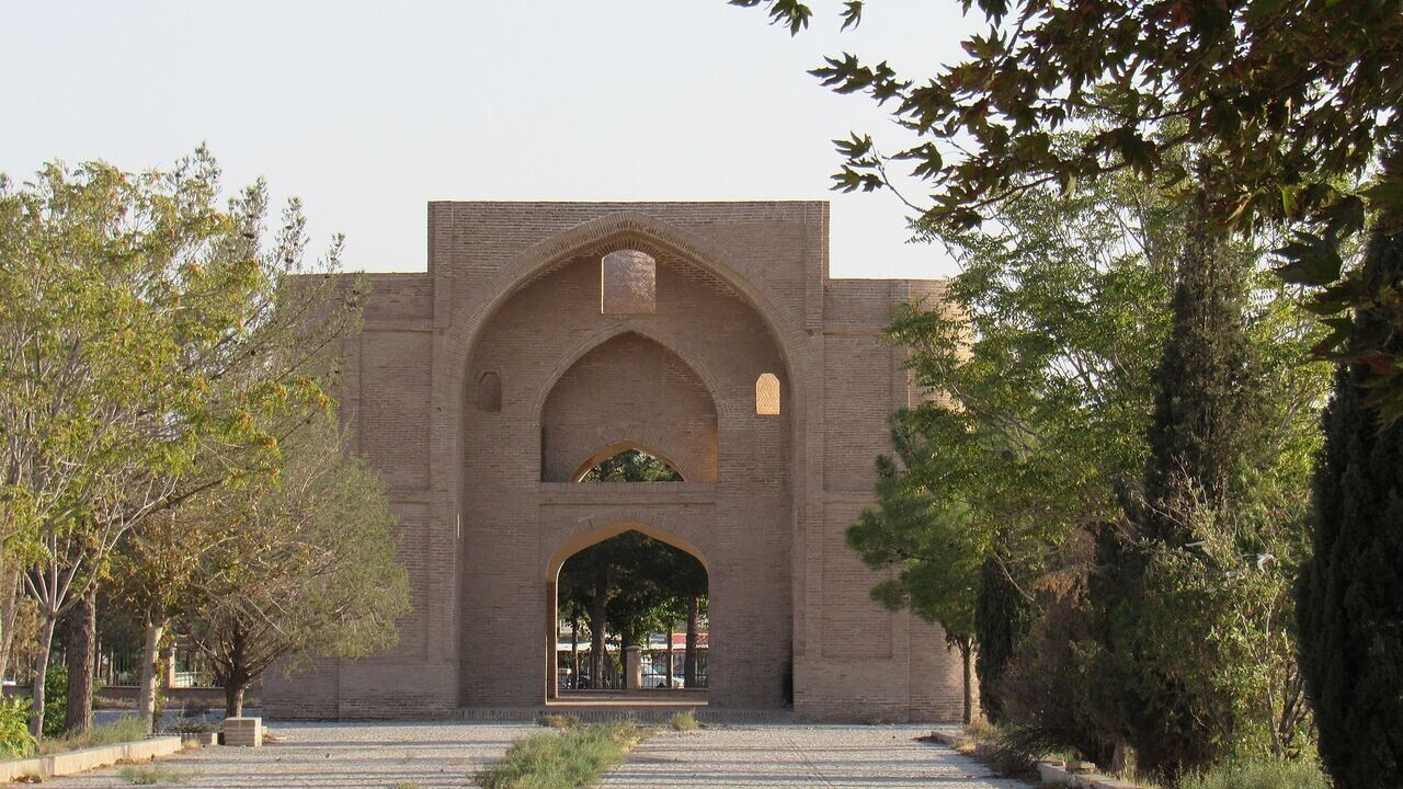 پایتخت حکومت سربداران، مهیای گذراندن گردشگران از تونل پرافتخار تاریخ