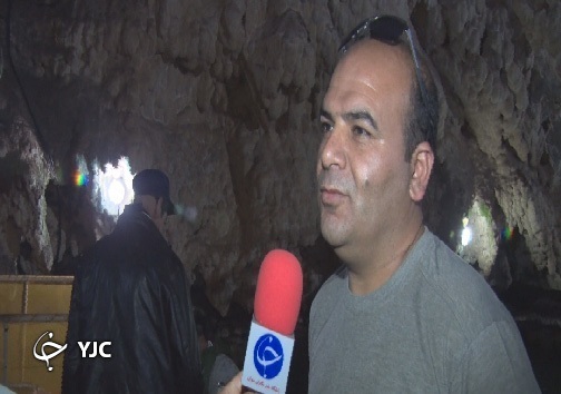 ورود گرشگران به غار سهولان