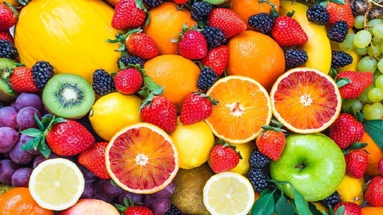 عرضه میوه شب عید در مناطق مختلف آذربایجان شرقی