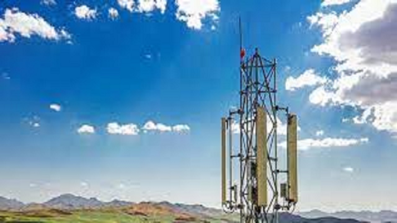 اتصال روستا‌های بالای ۲۰ خانوار استان به اینترنت پرسرعت