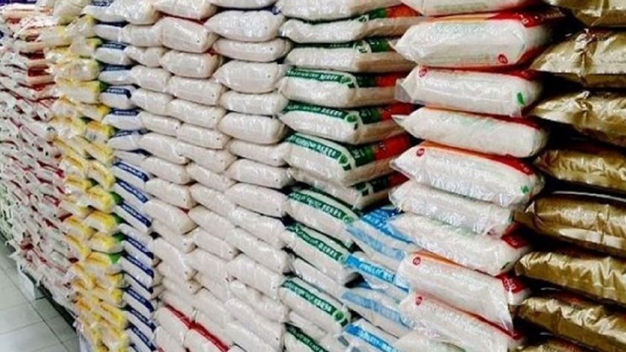 توقیف محموله برنج قاچاق در زاهدان