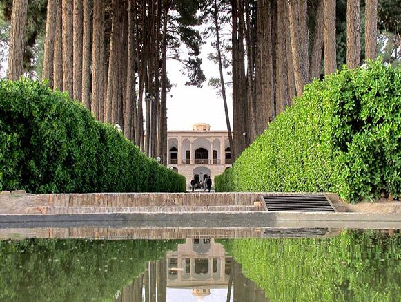 تلفیق ذوق و هنر ایرانی در ۱۱۹ باغ خراسان جنوبی