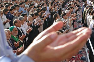بیش از ۶۰۰ مسجد تهران نماز صبح را به جماعت اقامه می‌کنند
