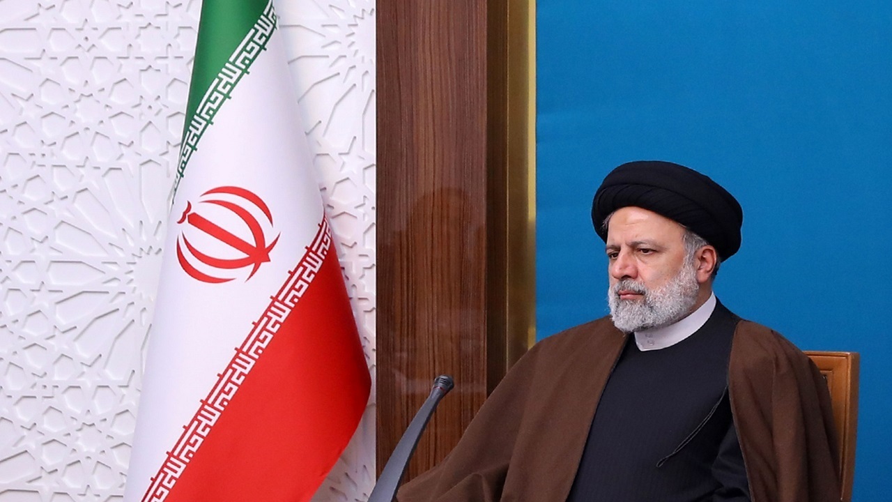 کمک به شهرداری را از وظایف اصلی خود می‌دانیم/ دشمن به دنبال القاء ناامیدی به مردم است