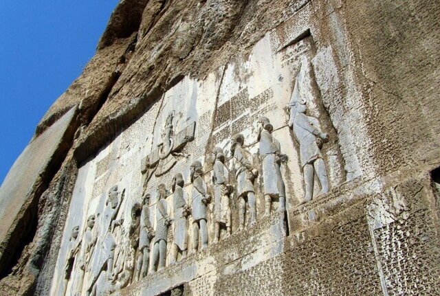 تیبه معروف داریوش تیبه معروف داریوش