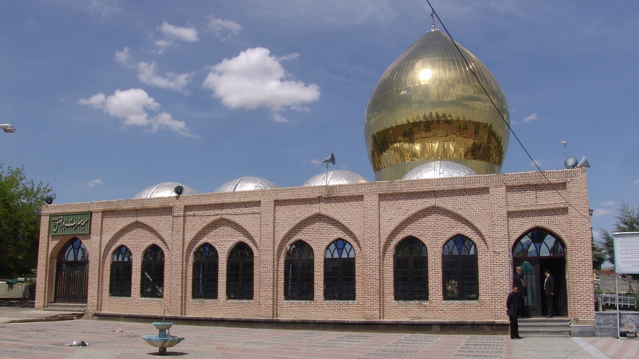 آرامش بهاری در امامزادگان آذربایجان غربی
