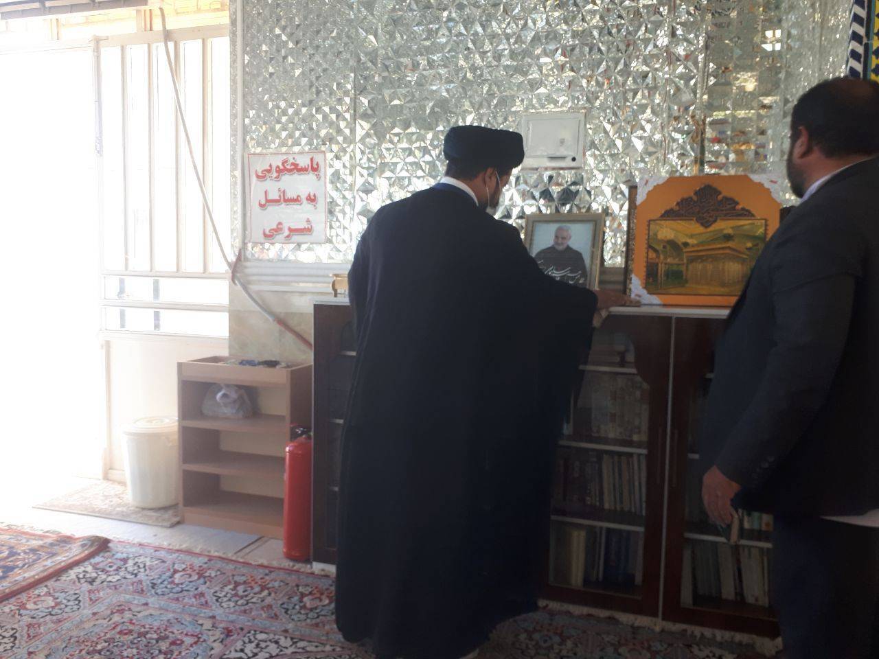 حال و هوای امامزاده باولین در آستانه ماه مبارک رمضان غبارروبی امامزاده باولین در آستانه ماه مبارک رمضان + تصاویر
