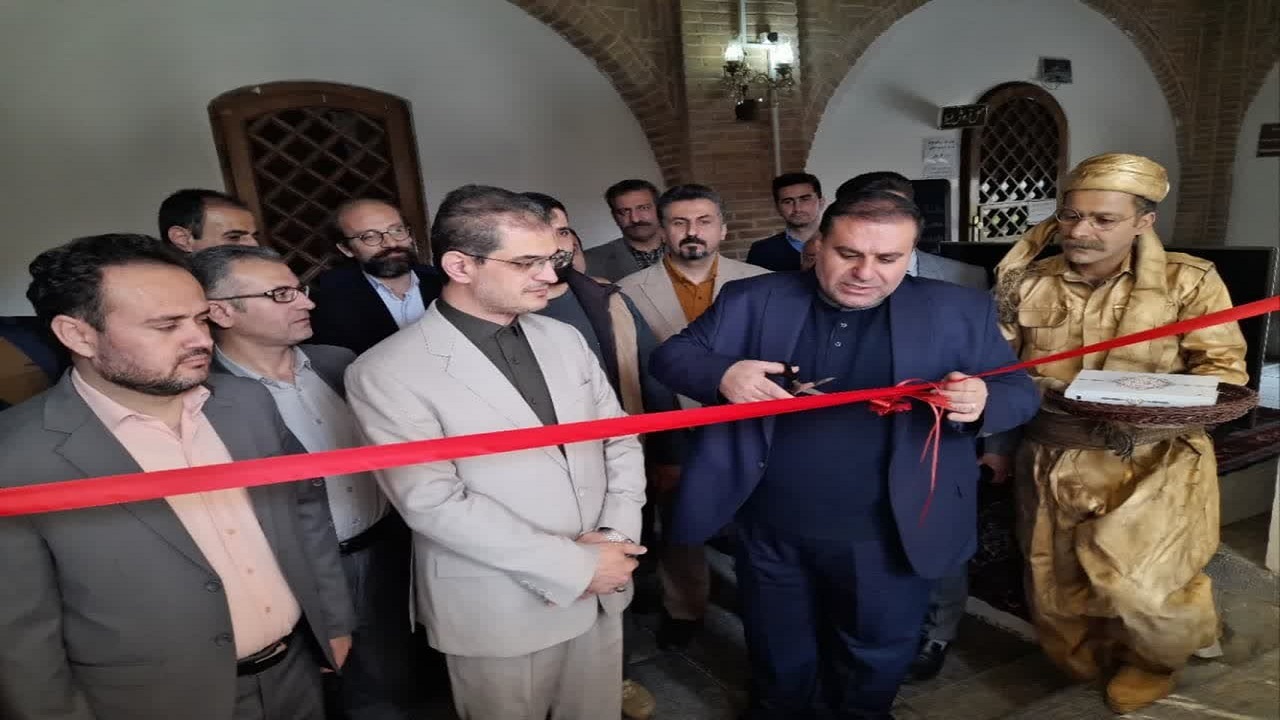 افتتاح نمایشگاه صنایع‌دستی و هنر‌های سنتی در اماکن تاریخی سنندج