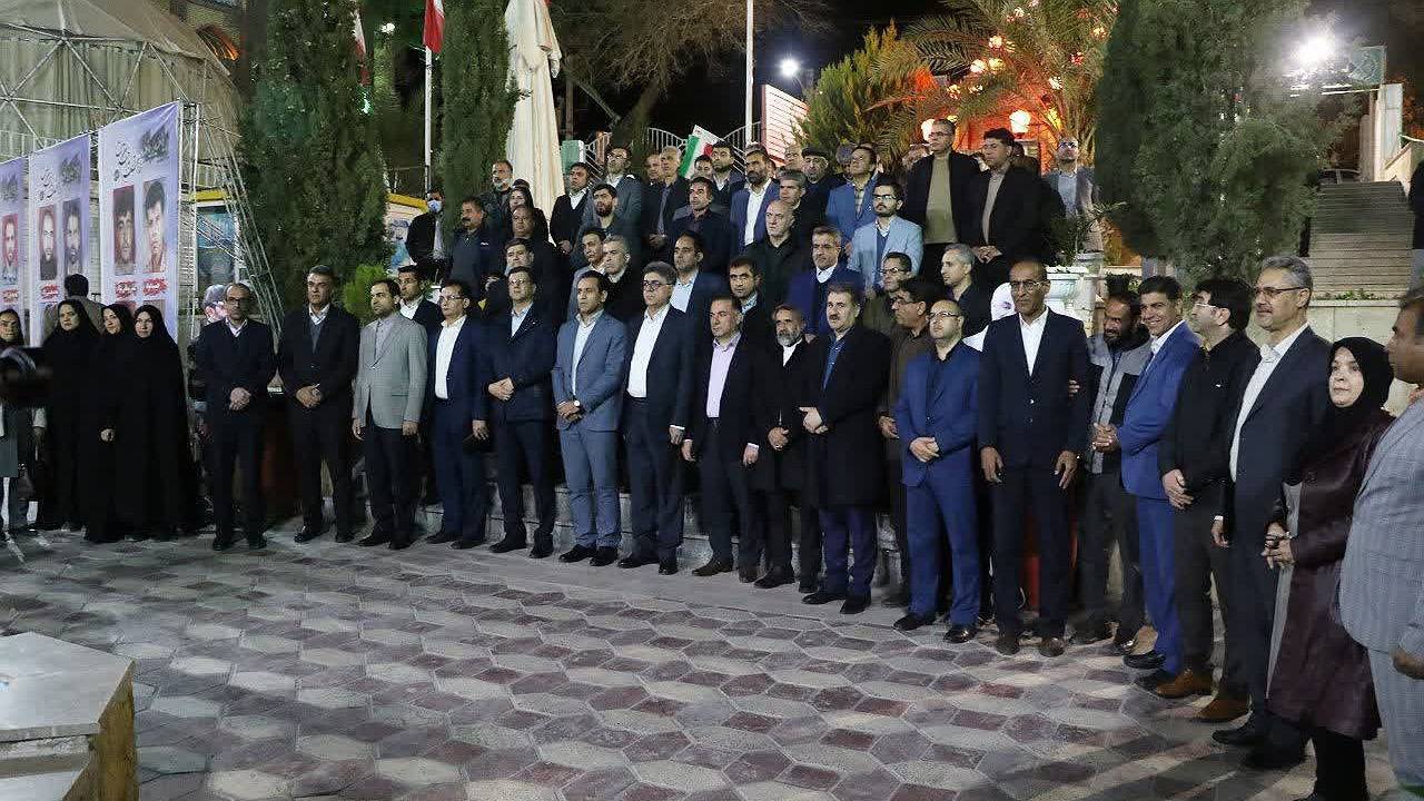 معاون وزیر و مدیران کل ورزش استان‌ها بر سر مزار سردار دل ها+ تصاویر