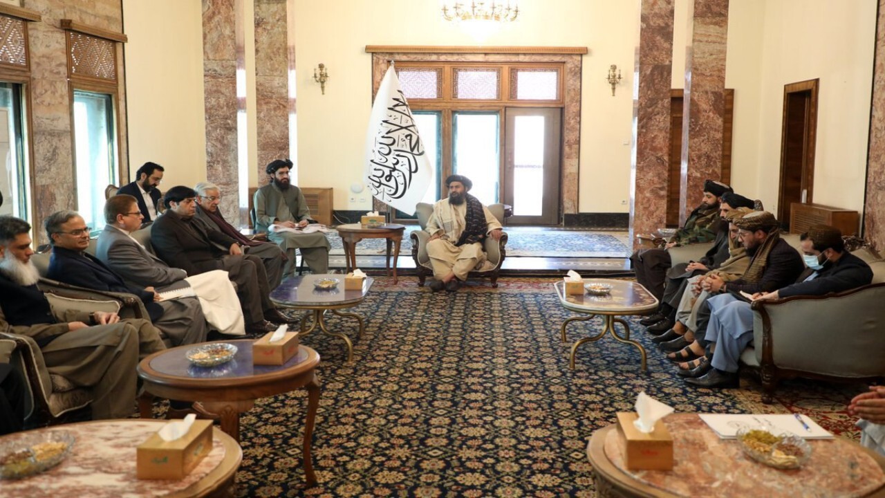 دیدار هیات بلندپایه پاکستانی با معاون نخست وزیر طالبان