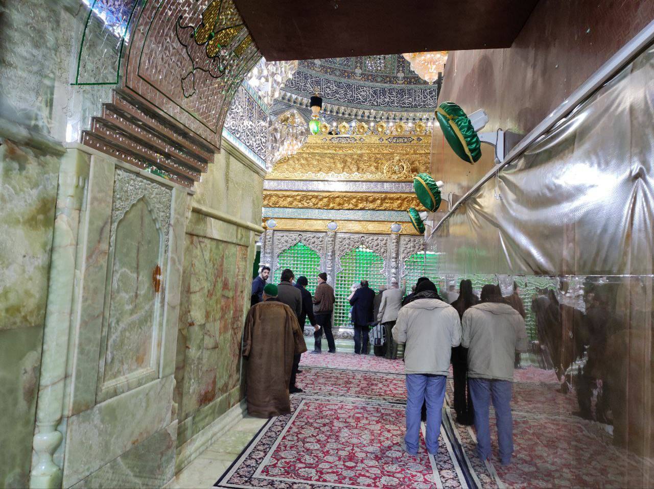 از
