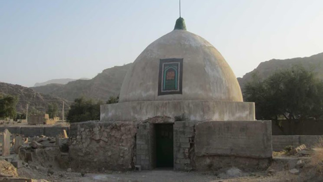جولان افراد سودجو در کازرون برای یافتن گنج