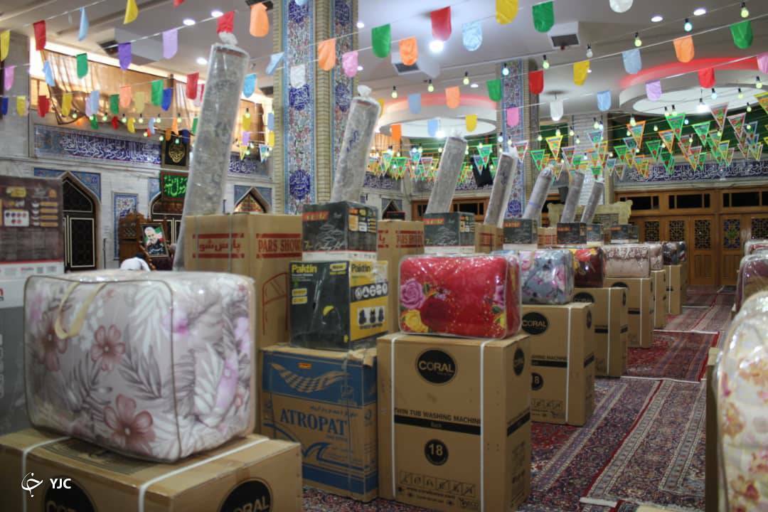 آغاز زندگی مشترک ۵۰ نوعروس با اهدای جهیزیه 