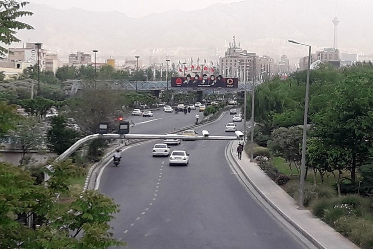 بزرگراه شهید نواب صفوى خلوت است/ با سرعت مقرره برانید