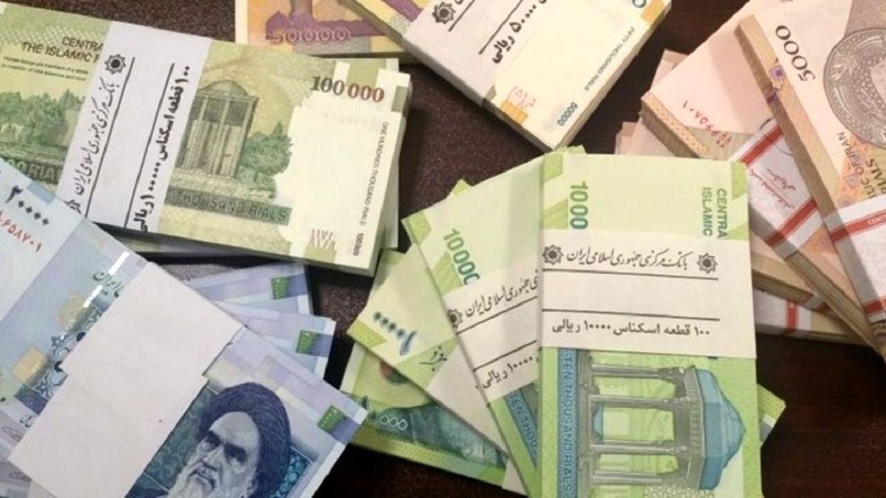 کشف پول قاچاق در گمرک مرزی دوغارون تایباد