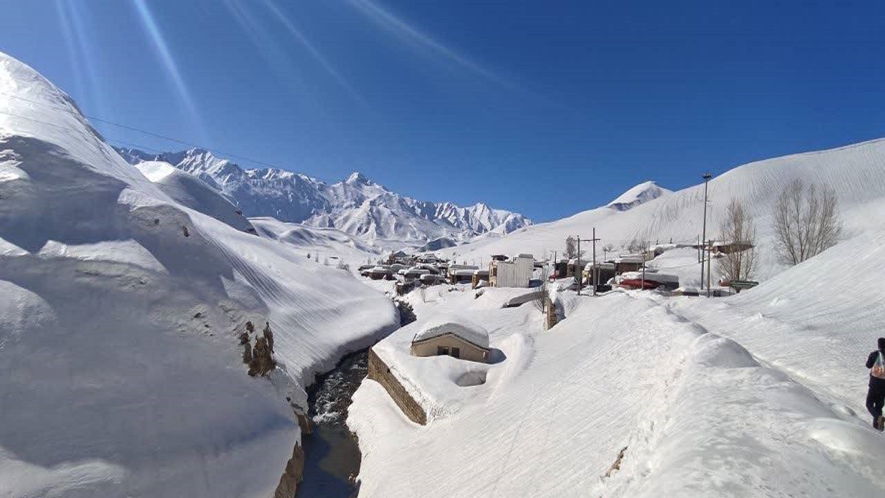 طبیعت برفی روستای شیخ علیخان