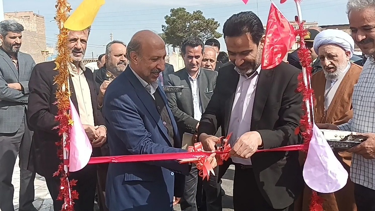 بهره برداری از پنج طرح عمرانی در آران و بیدگل