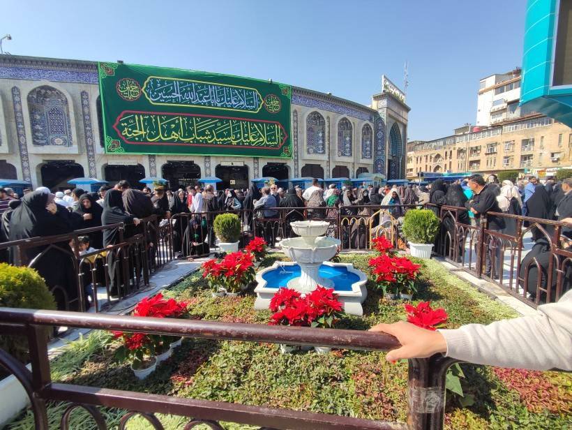 تصاویر حرم امام حسین (ع) درشب میلاد