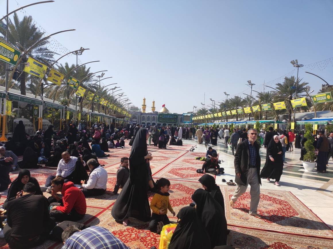 تصاویر حرم امام حسین (ع) درشب میلاد