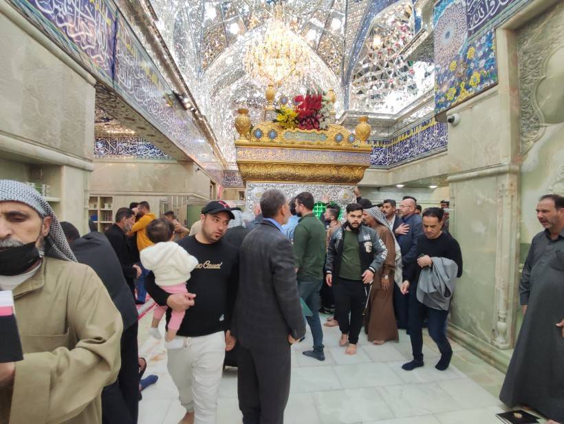 تصاویر حرم امام حسین (ع) درشب میلاد