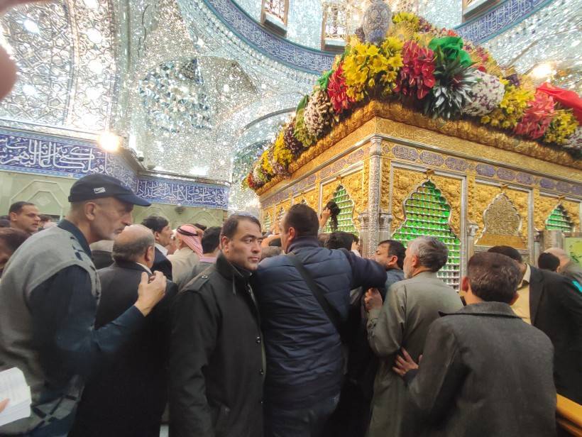 تصاویر حرم امام حسین (ع) درشب میلاد