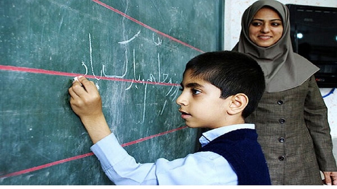 از جایزه معلم رونمایی شد