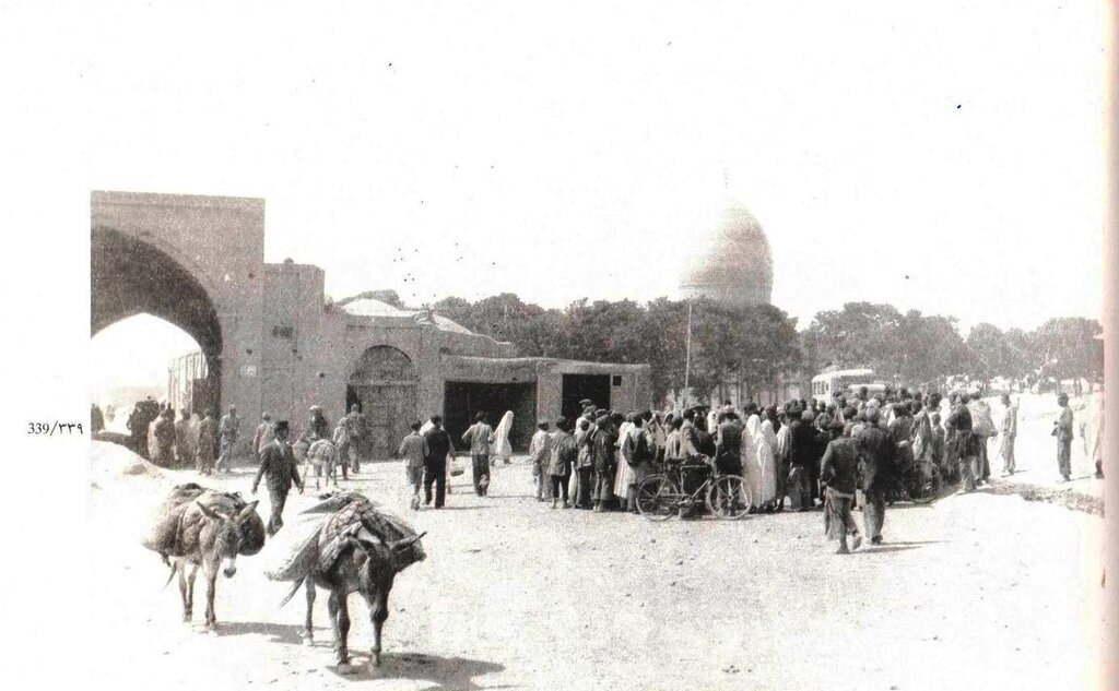تصویر قدیمی امام زاده سرقبرآقا
