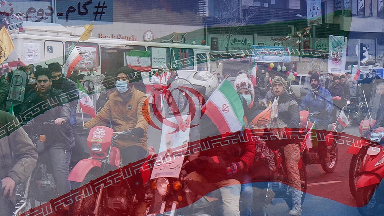 تنها راه برون رفت از مشکلات طی مسیر درخط انقلاب است