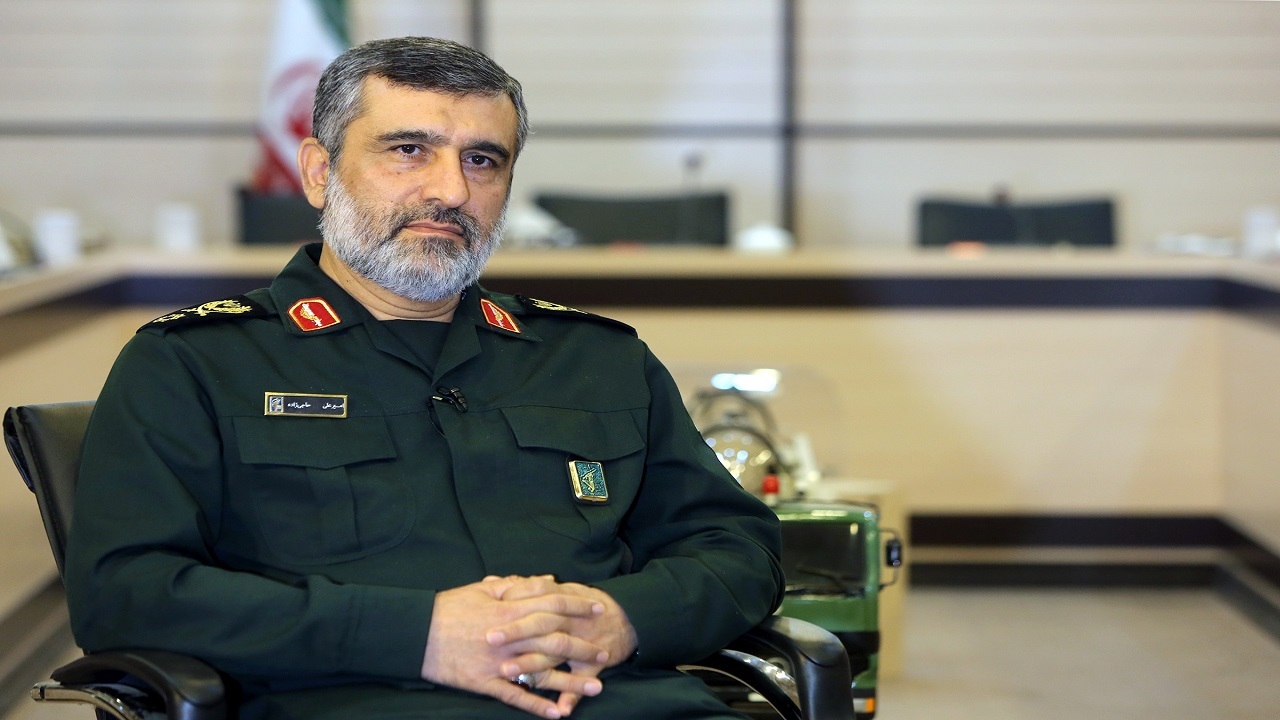 پایگاه‌های آمریکا مثل گوشت زیر دندان ما هستند