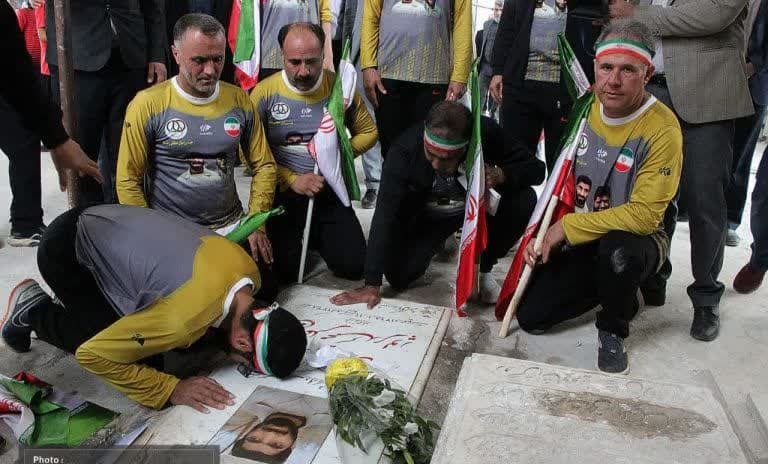 رهروان مکتب حاج قاسم از رفسنجان تا نوق را دویدند