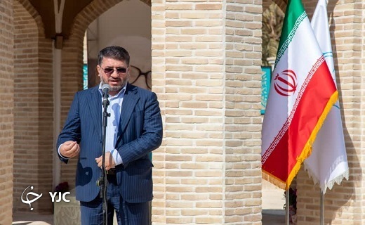 یادمان آذر یزدی در زادگاهش به بهره برداری رسید+ تصاویر