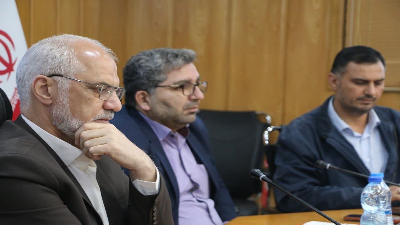امور مرتبط با آب و برق از مسائل مهم خوزستان است