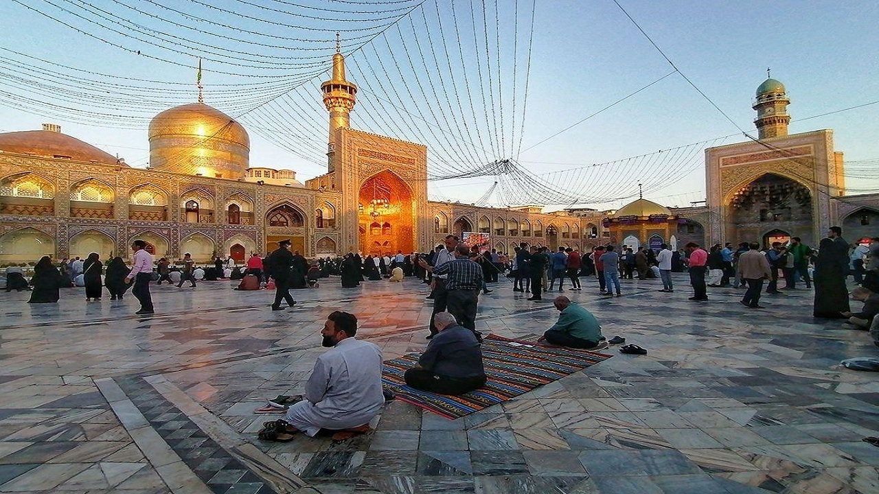 اعزام ۸۴ دانش‌آموز زیارت‌اولی همدان به مشهد مقدس