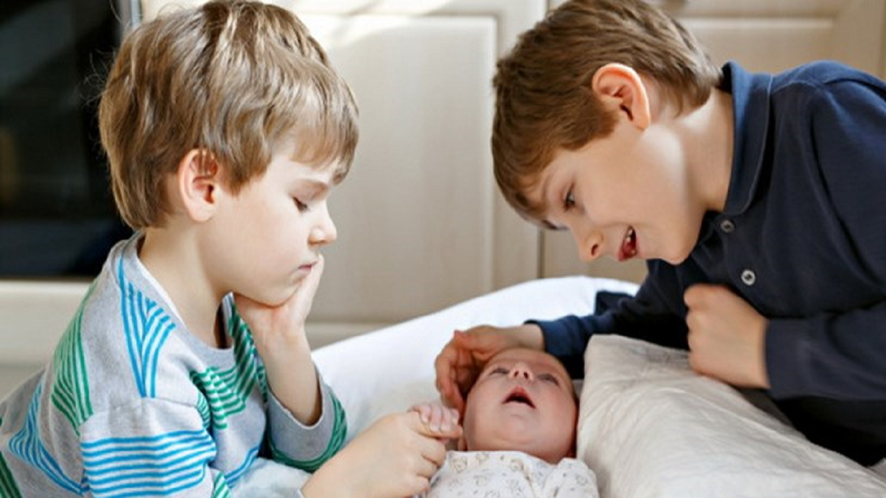 تخفیف مالیاتی ۱۵ درصدی به خانواده‌ها برای تولد فرزند سوم به بعد