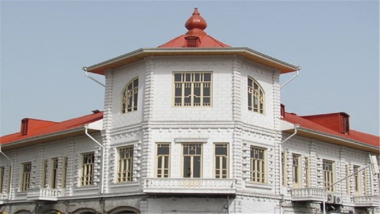 عملیات مرمت و احیای هتل ایران رشت آغاز شد