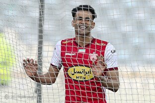 لیگ برتر فوتبال / پرسپولیس تهران ۳ - نفت مسجدسلیمان ۰