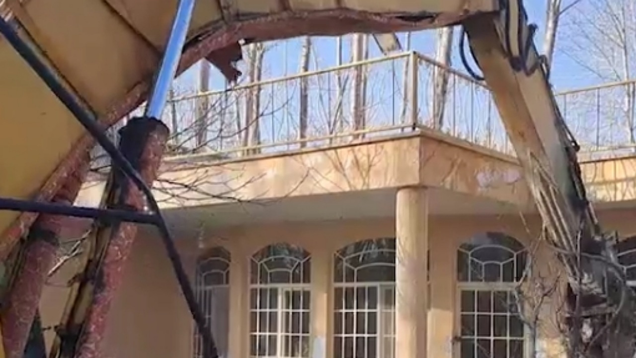۱۰۰ هکتار از بستر زاینده رود آزاد شد