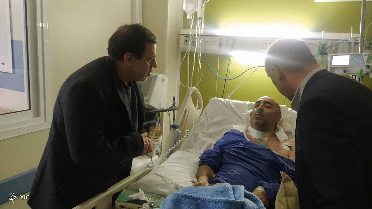 عیادت مدیرکل دفتر هماهنگی وزارت ورزش از حادثه دیدگان سانحه سقوط بالگرد