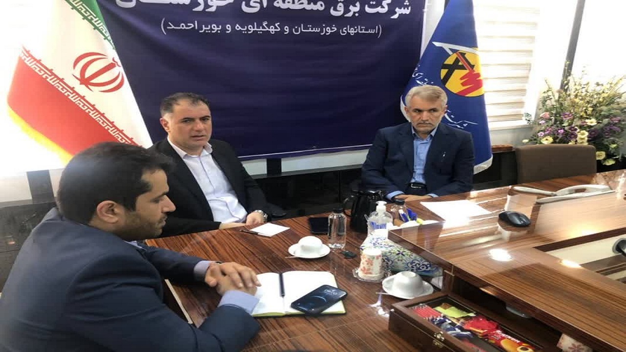 انعقاد ۳ توافق نامه همکاری در راستای پشتیبانی و رفع موانع تولید زیر ساخت برق