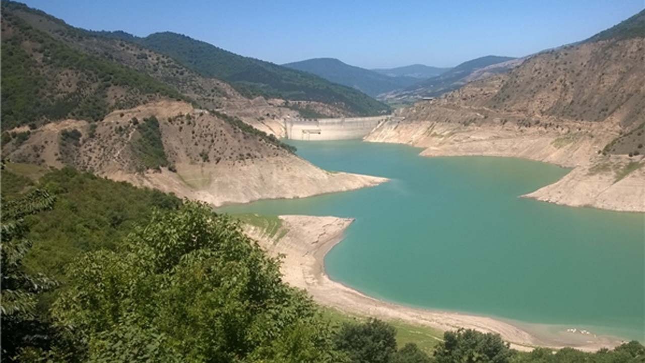 کاهش بی سابقه ذخایر آبی مازندران