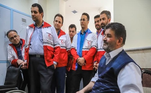 دیدار جمعی از پرسنل هلال احمر با جانبازان استان یزد+تصویر