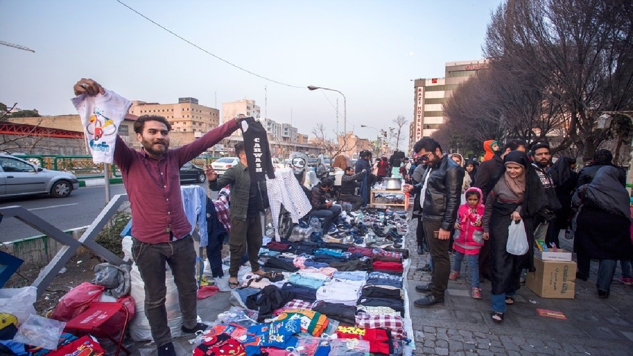 دست فروشان سنندج ساماندهی می شوند