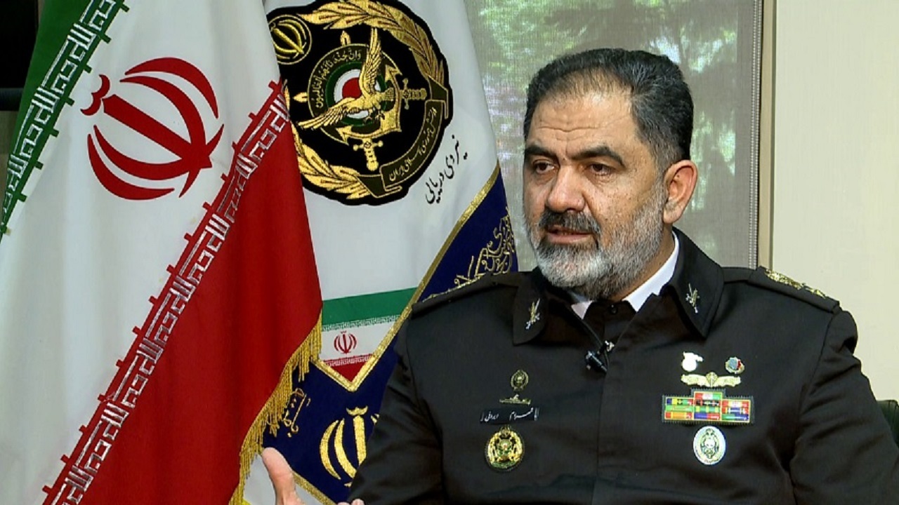 ایثار و همراهی خانواده نقش موثری در افتخار آفرینی‌های نیروی دریایی دارد