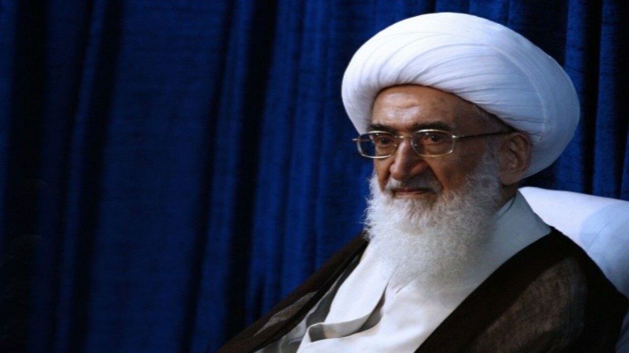 آیت الله نوری همدانی هتك حرمت قدس شریف را محکوم کرد